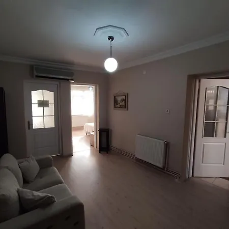 Esenkal 4th Floor Apartment Istanbul